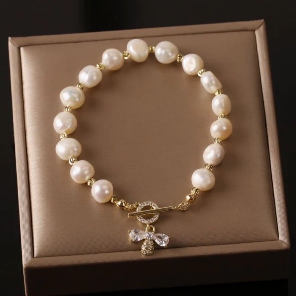 Pearl bracelet M1099